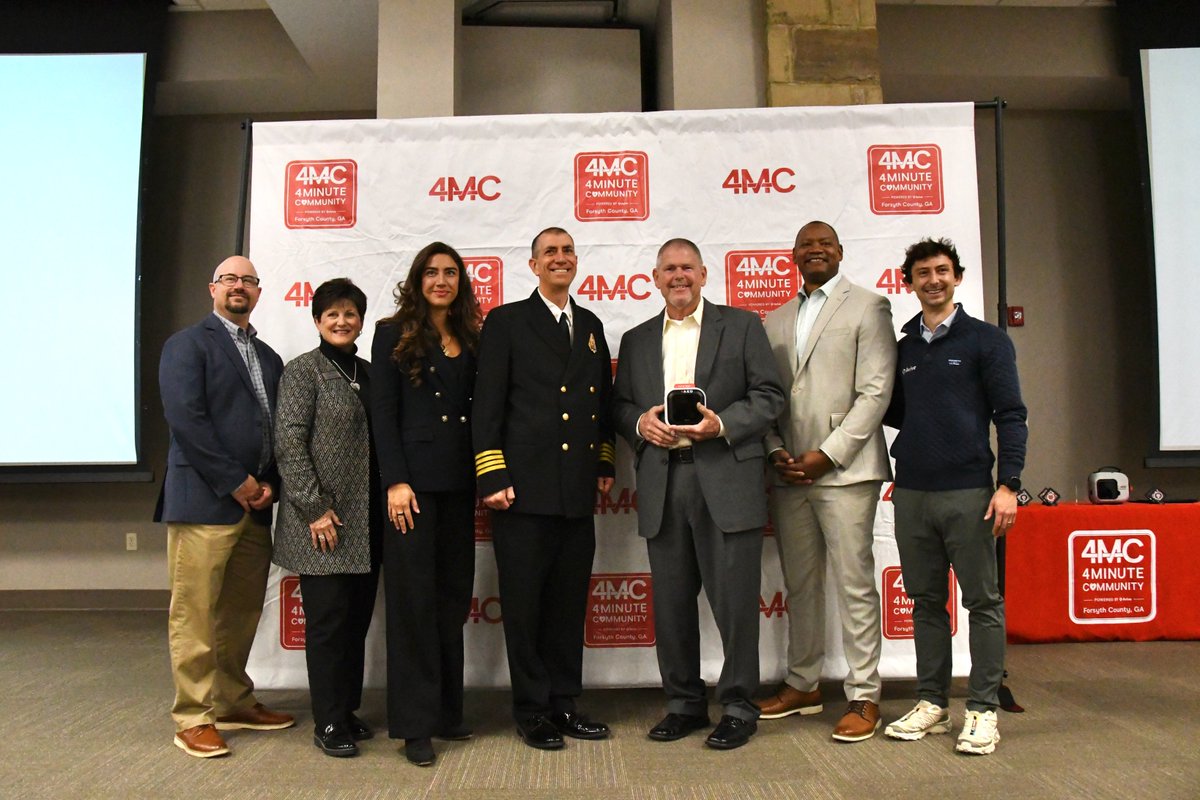 AviveSolutions's tweet image. 7/24/25: a trained Forsyth 4 Minute Community volunteer was dispatched by 911 and used an Avive AED to resuscitate a man in cardiac arrest. We gathered to honor the actions of everyone along the chain of survival, and to celebrate the life that was saved. avive.life/news/forsyth-c…