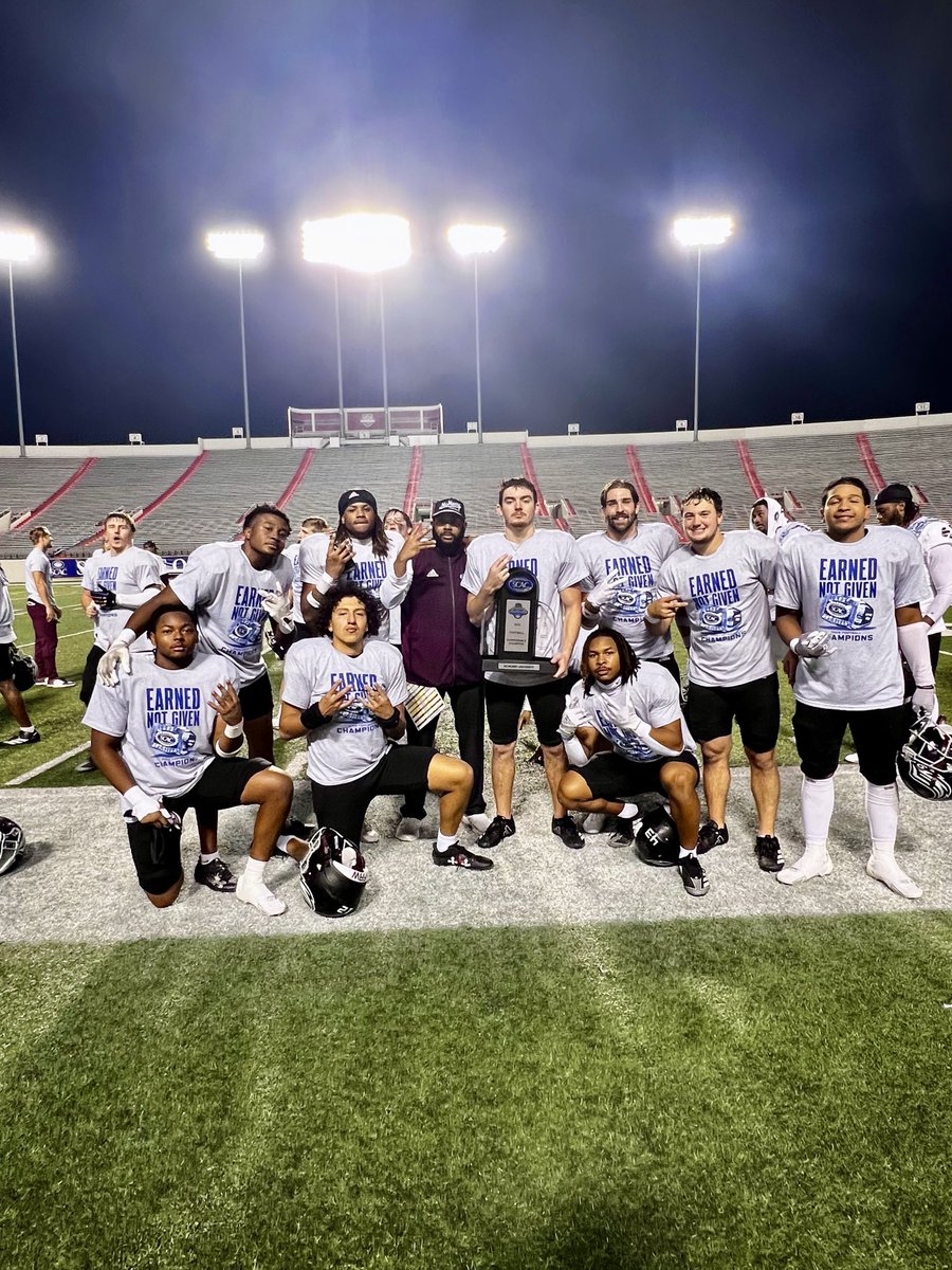 2025 SCAC Champions!!! Proud to be a Warhawk! Down 19-7 in the 4th. Scored 20 unanswered points, forced 5 turnovers! 
Back 2 Back Champs💍 
#WarhawksFAW #GOOD #SENDME #EAT