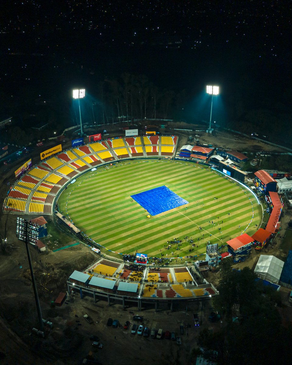 Floodlights now operational at the stadium in Kathmandu 😍🇳🇵