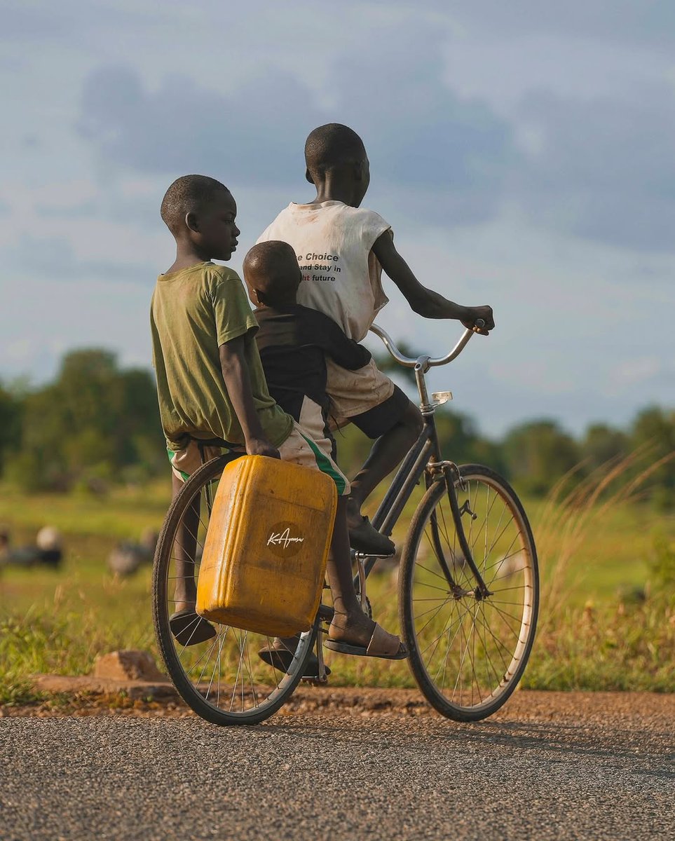 mrdzidzor's tweet image. Finding joy in the ordinary 🌚