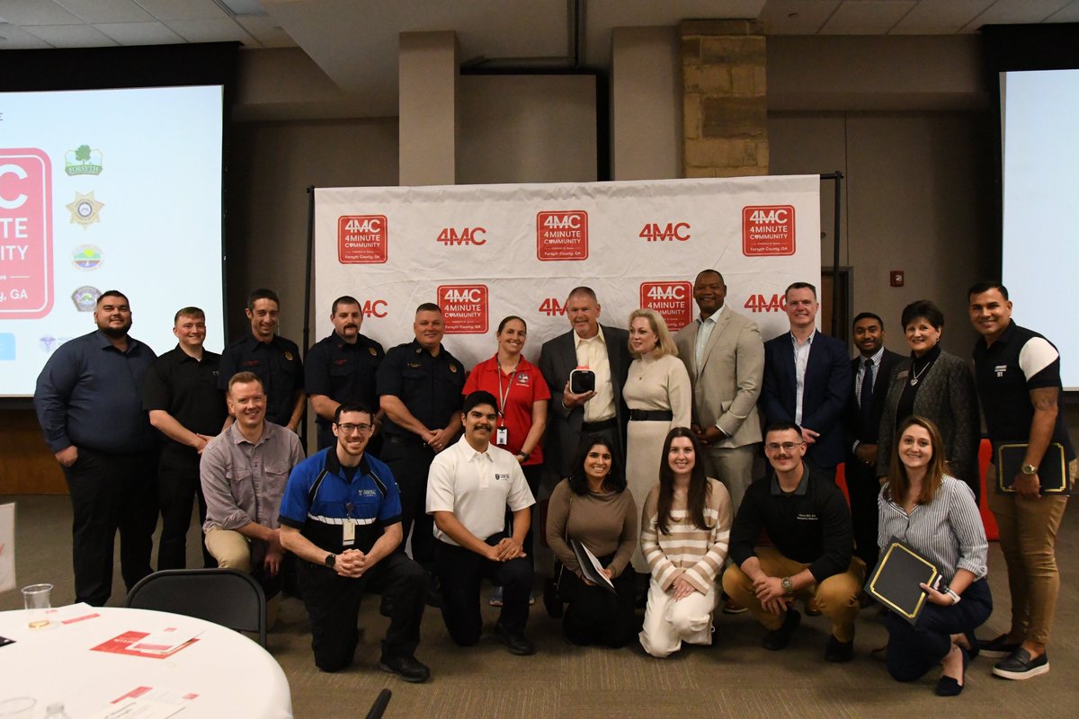 AviveSolutions's tweet image. 7/24/25: a trained Forsyth 4 Minute Community volunteer was dispatched by 911 and used an Avive AED to resuscitate a man in cardiac arrest. We gathered to honor the actions of everyone along the chain of survival, and to celebrate the life that was saved. avive.life/news/forsyth-c…