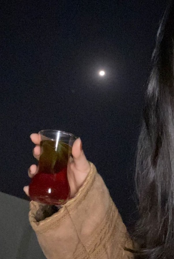 ٠

٠

٠

                   والله اني كـل ما شفـت بالعتمـة قمــر 
                   اتخيـل وجهـك الزيـن لا منـه ضحكـك 

                                                        ♥️🎻

٠

٠

٠

#قمر_الليله