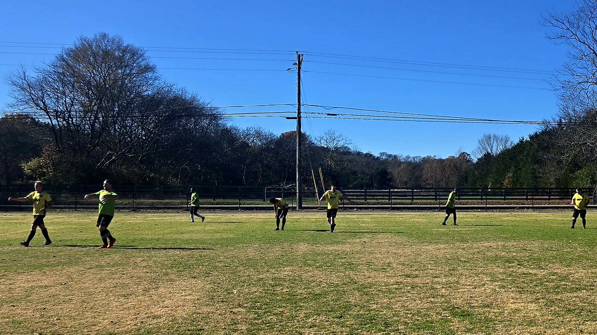 RoguesFC's tweet photo. MTSA O40 7s ⚫️🐘⚽️ (🟡) https://t.co/ZqMNNfKg0n