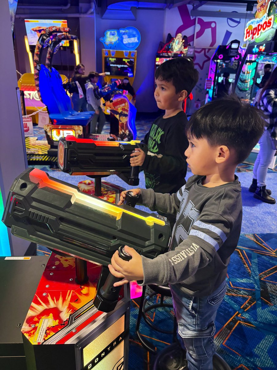 Round 1 😁 #duo #primos Mora 🇲🇽