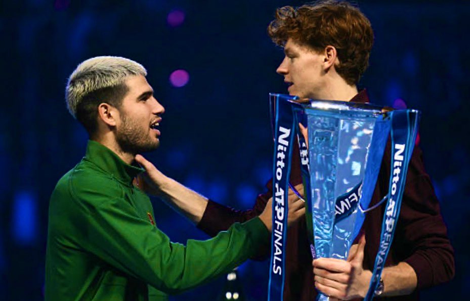 fermurciego's tweet photo. 📌 H2H Sinner-Alcaraz

🔘 TOTAL: 🇪🇸 11-6 🇮🇹

🔵 HARD: 🇪🇸 7-3 🇮🇹
🟠 CLAY: 🇪🇸 4-1 🇮🇹
🟢 GRASS: 🇪🇸 0-2 🇮🇹
⚫️ INDOOR: 🇪🇸 1-1 🇮🇹

⚔️ FINALES: 🇪🇸 5-3 🇮🇹
🏟️ GRAND SLAM: 🇪🇸 4-2 🇮🇹
🔥 FINALES GS: 🇪🇸 2-1 🇮🇹

📝 Noviembre 2025* https://t.co/NTyWxIX56c