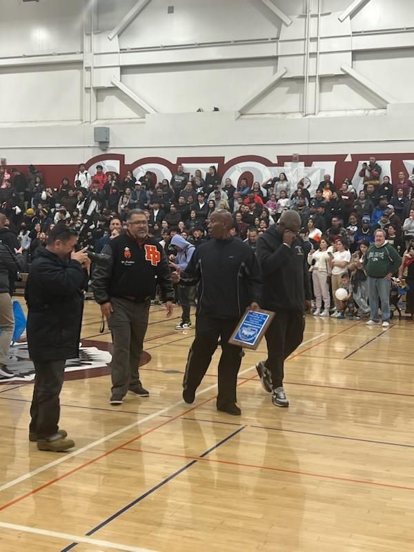 Icemen🏀/Recruiter/Desert Valley/Rising ⭐Stars tweet media