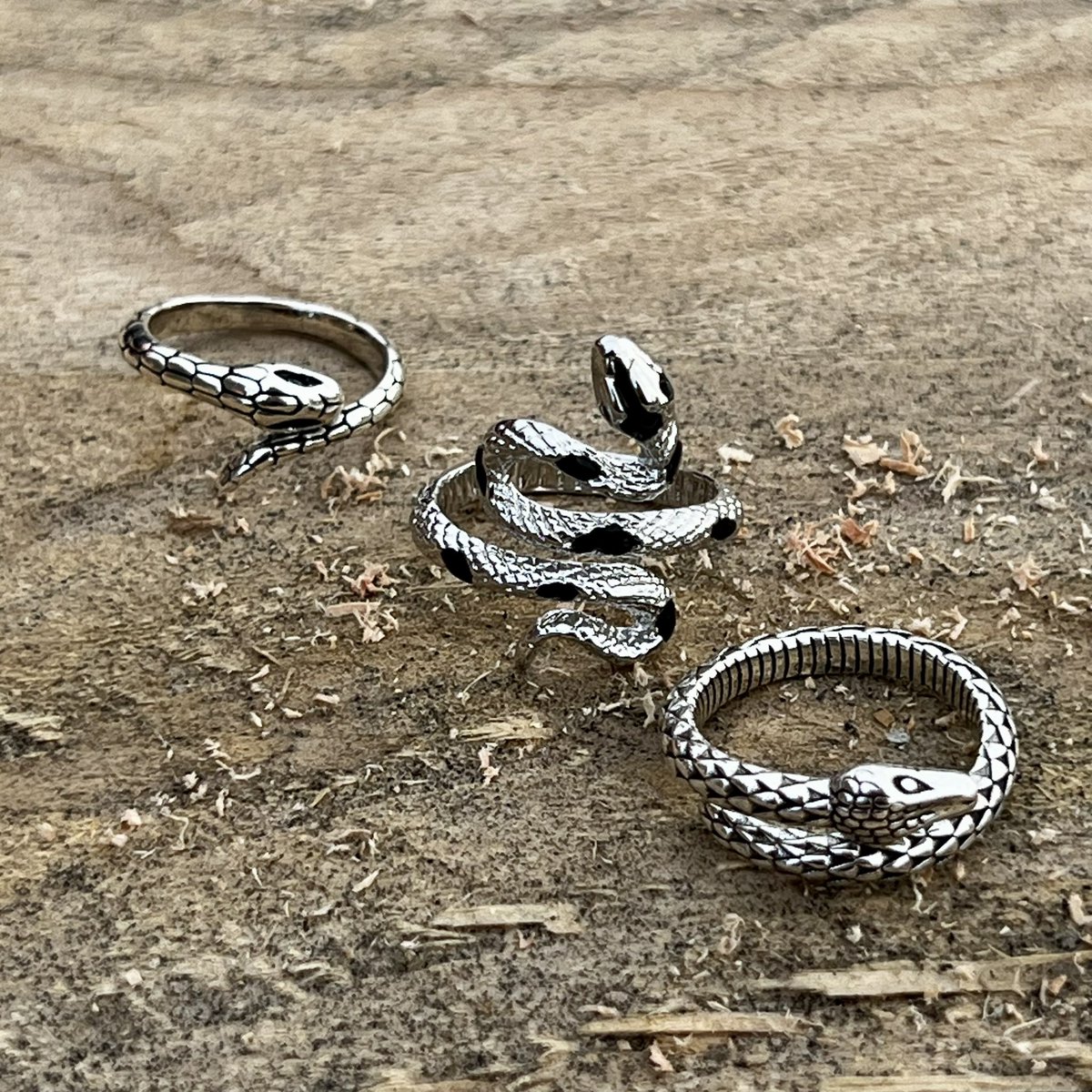 i’ve got a very limited drop of <a href="/vyperlang/">Vyper</a> rings with me

catch me at  🐍<a href="/EFDevcon/">Devconnect ARG - the first Ethereum World’s Fair</a>🐍 from tomorrow if you want one