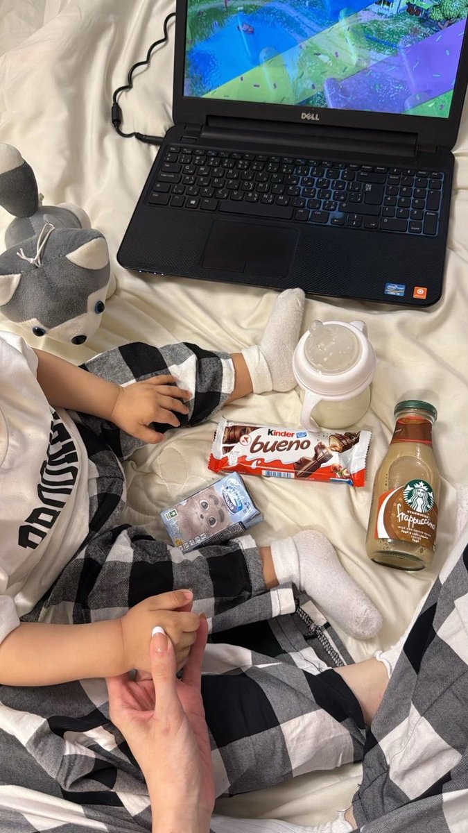 V___5m's tweet photo. طفلي وعزيز الروح وحبيبي هوا 🥺❤️❤️
مشاء الله ❤️❤️ https://t.co/QIxVRVxI8i