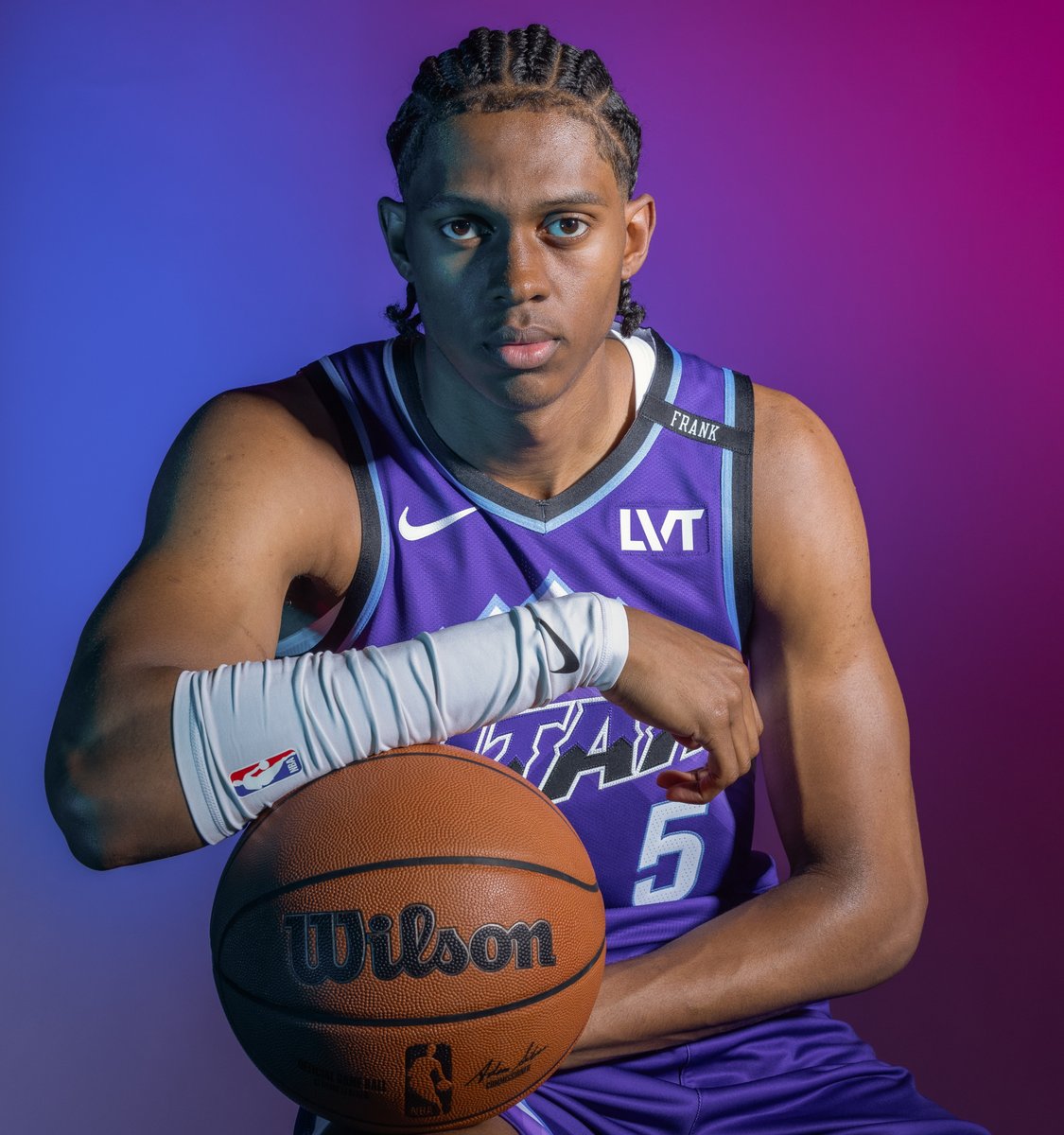 Join us in wishing Cody Williams of the @UtahJazz a HAPPY 21st BIRTHDAY! 