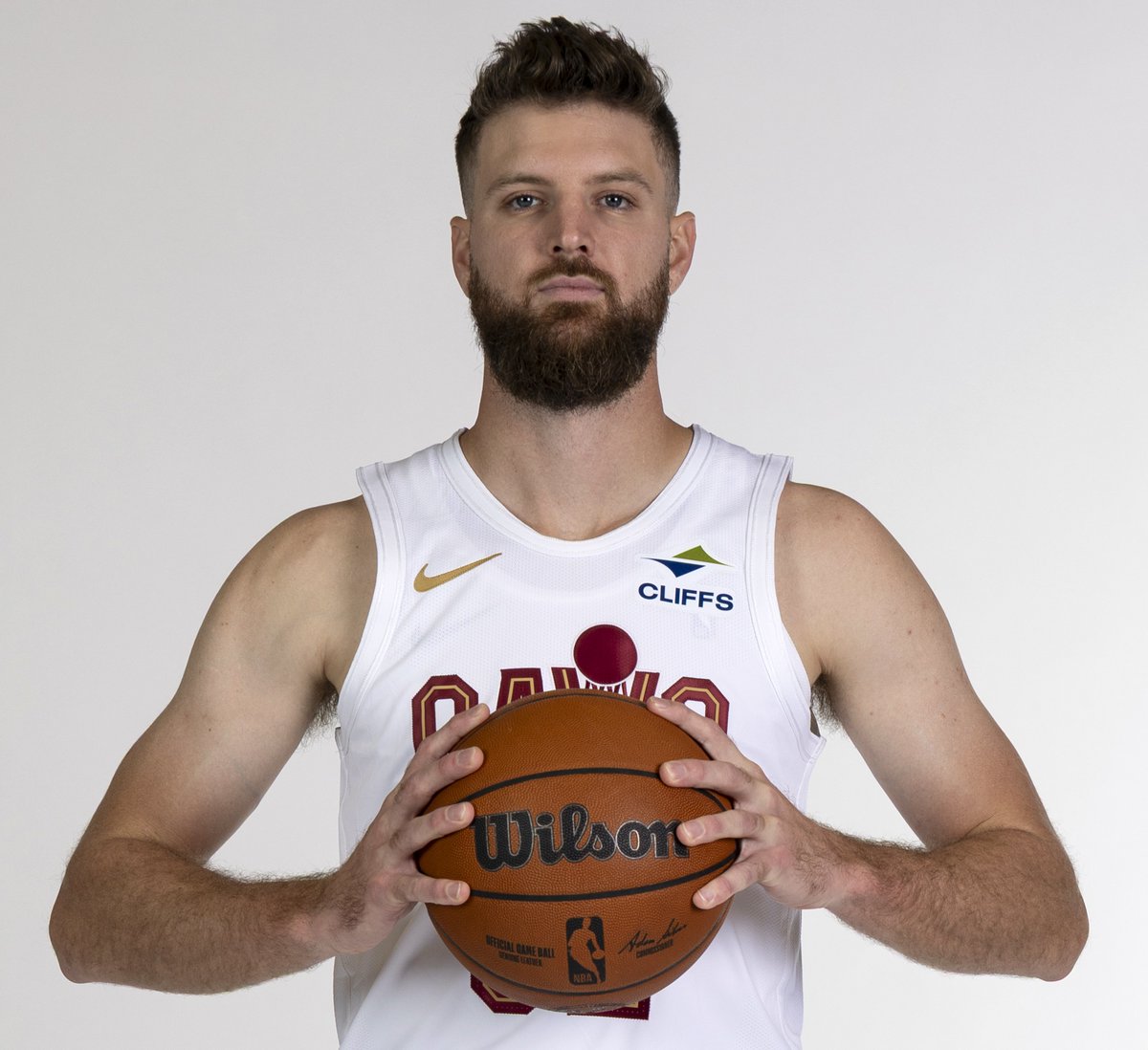 Join us in wishing Dean Wade of the @Cavs a HAPPY 29th BIRTHDAY! 