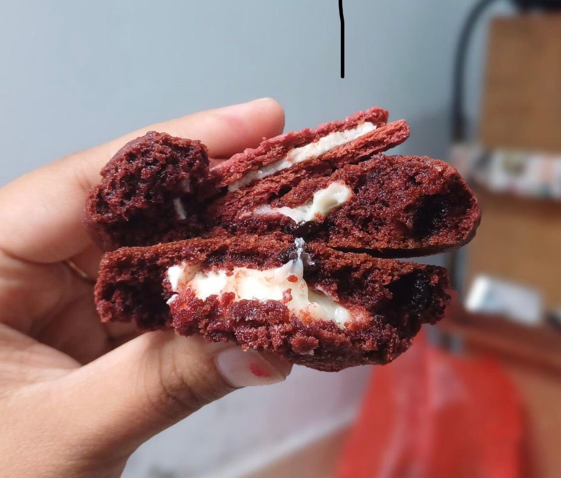 auvthetic's tweet image. bismillah temen2, minta tolong RT yah 

teh pirra open PO brownies &amp;amp; cookies lagii yg pastinya enak-enak lohhh 😋

🖇️ CLOSE ORDER : 28/29 nov 25
🍊OYEN JABODETABEK 
📍 Jakarta Selatan 
🚚 gosend/COD at selected station

more info dm 😍

#zonauang️️