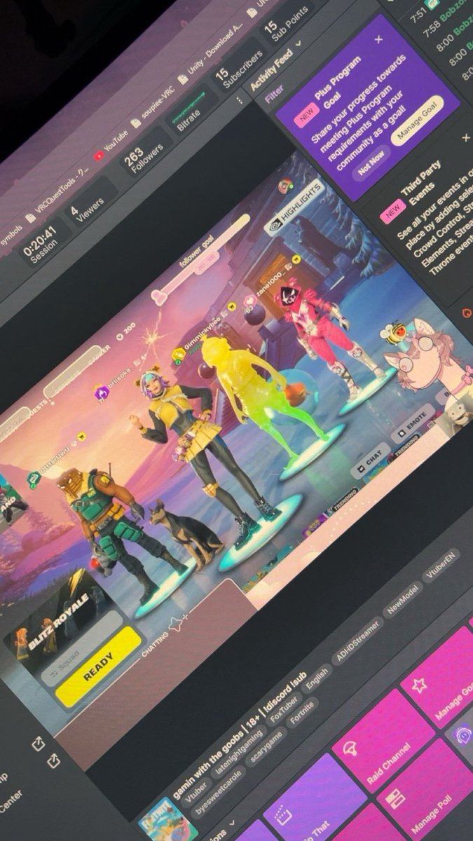 STREAMIN TIMEEEE 

come join us and chat away 

twitch.tv/briisoka 💓