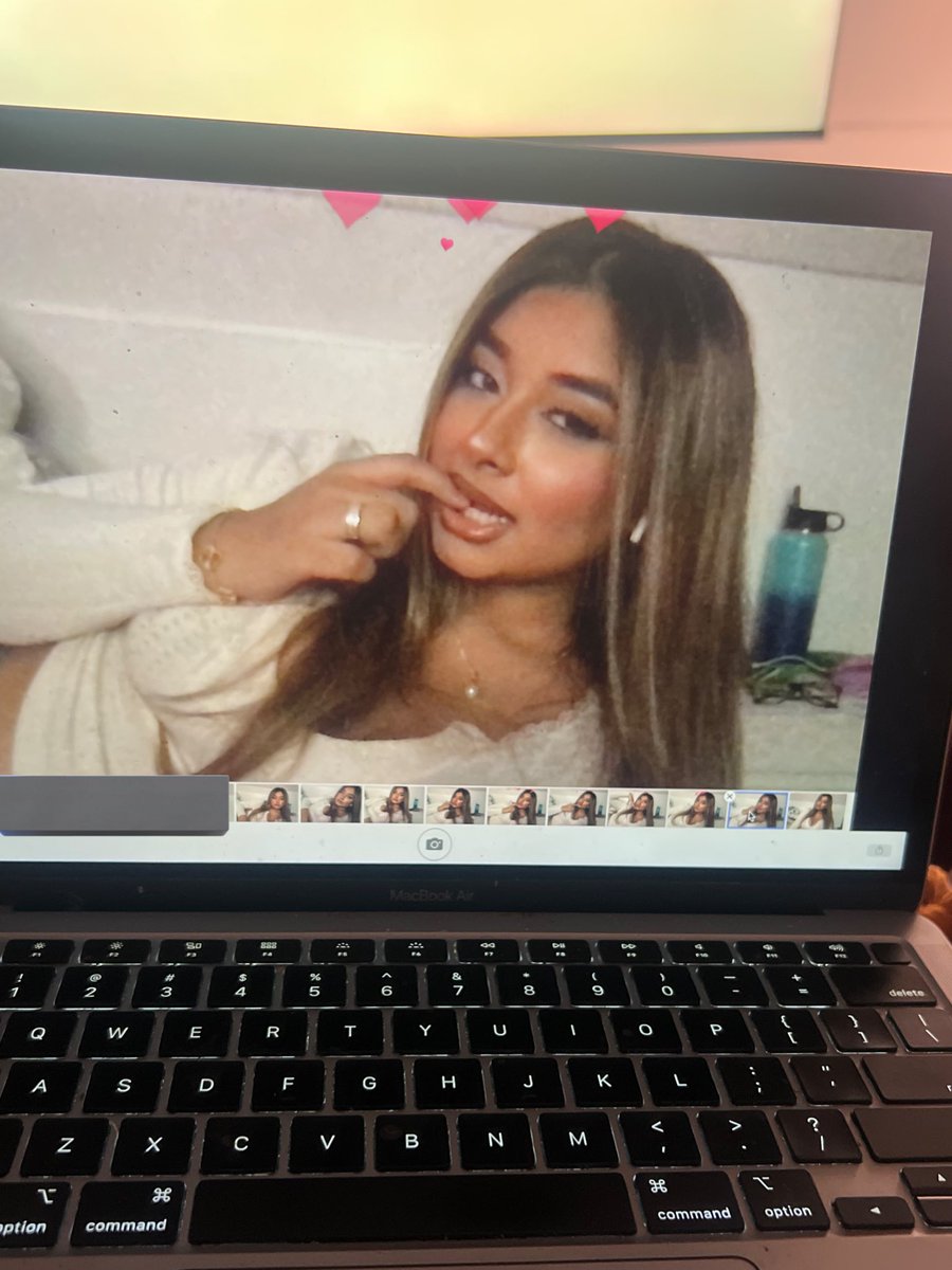 thursday girl tweet media