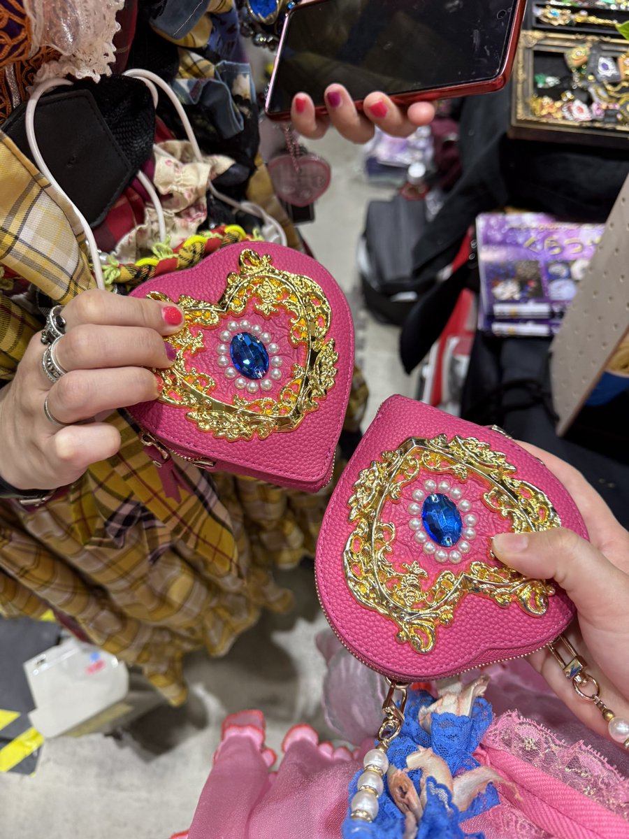 東京のピンク@mi_te_yo 北海道のピンク@kuratsusama293 ミピつや