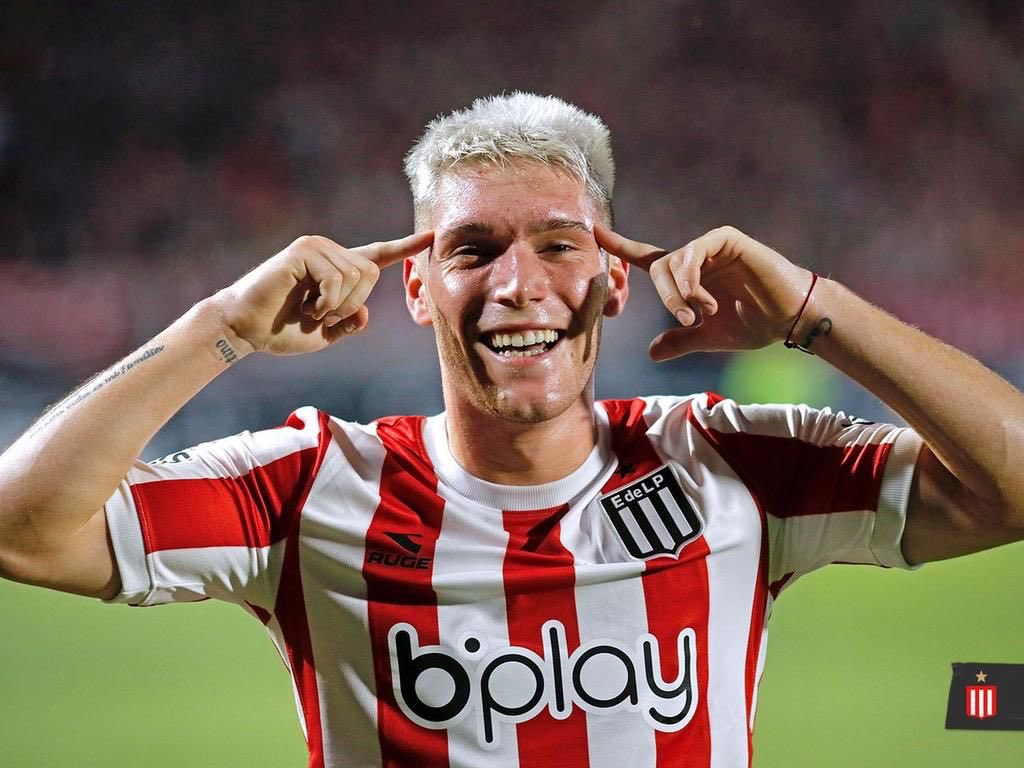 Tinchoo9999's tweet image. Benja querido, te quisieron comparar con Palacios!!! Perdonalos a los hinchas pelotudos de Estudiantes, no entienden nada de fútbol... Volvé ayer. #EDLP