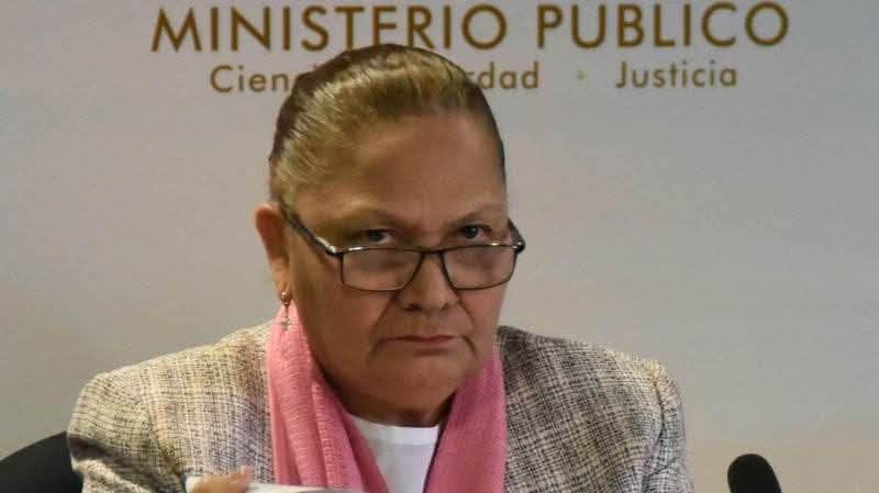 Nos vamos a arriesgar y haremos publico el nombre de los fiscales amenazados de muerte por un grupo PARAMILITAR y que la fiscal General del <a href="/MPguatemala/">MP de Guatemala</a> no quiere proteger para que haya un colapso total en #Guatemala.
Porras sabe quienes son y las amenazas que enviaron.
Atentos