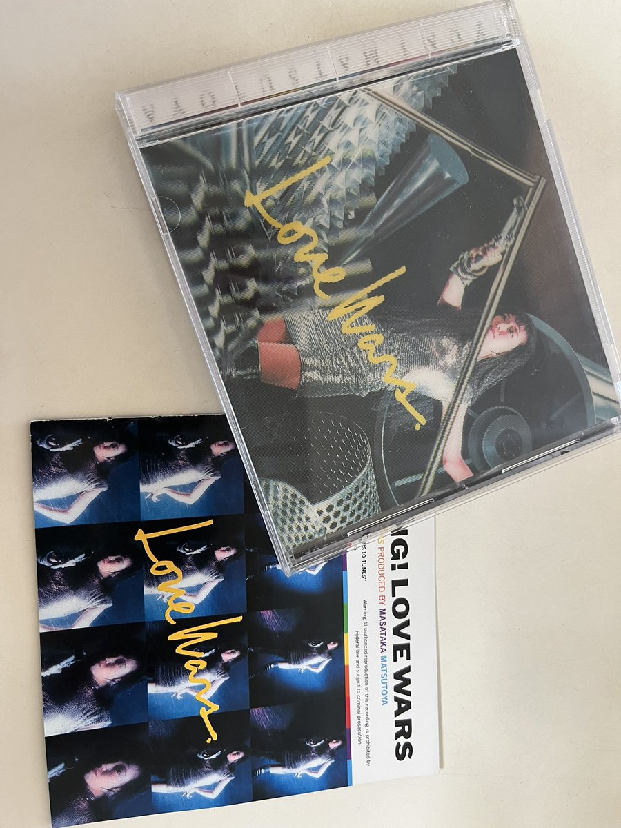 36年前の #ユーミン のアルバム💿

大失恋💔した時に聴いてた…
もう忘れてると思ってたのに…

#松任谷由美
#LOVEWARS