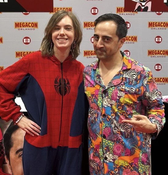 camwhataconcept's tweet photo. Also Happy #pjsunday

Love wearing pjs with Amir at conventions!

(I didn't have a growth spurt between these pics, just wearing tall boots lol) https://t.co/EX80By1fPd