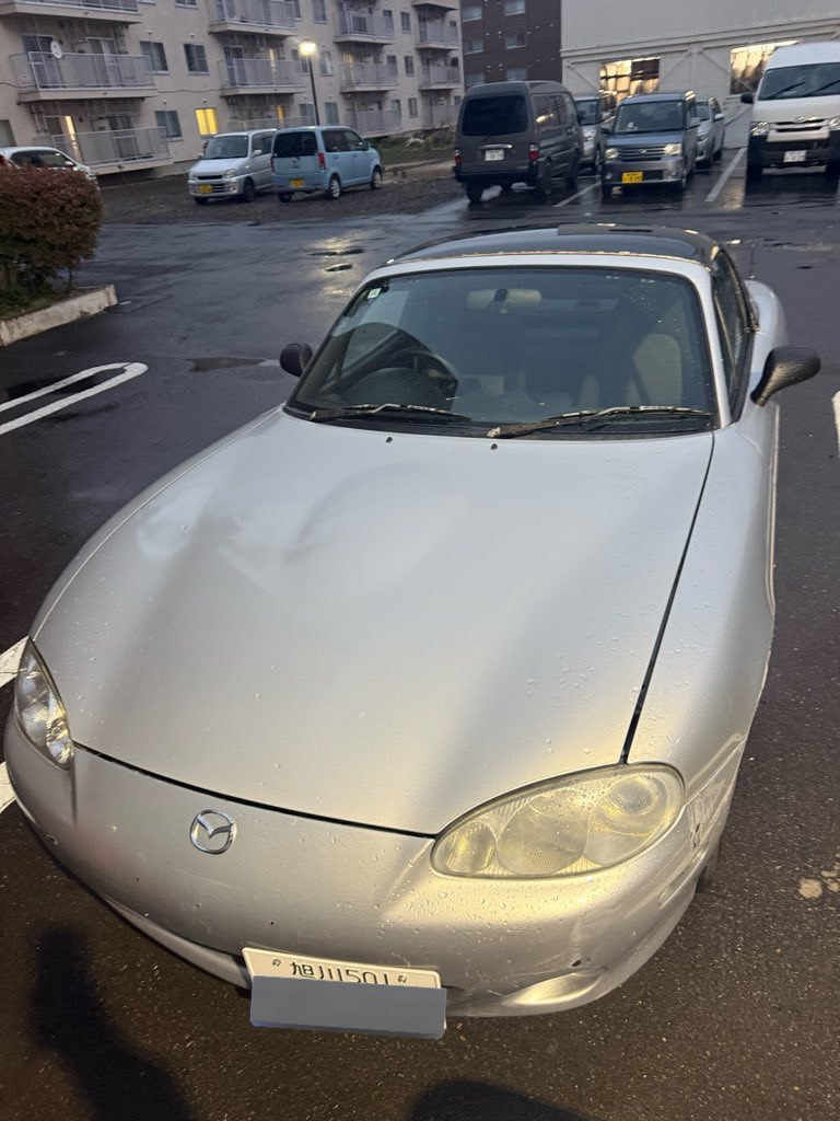 こいつはただNBロードスターって言うクルマが好きで買っただけなのよ。
珍走とかする奴じゃないし、金貯めて俺が紹介してやっと買えた一台だったからこそ、一言言わせてもらいました。