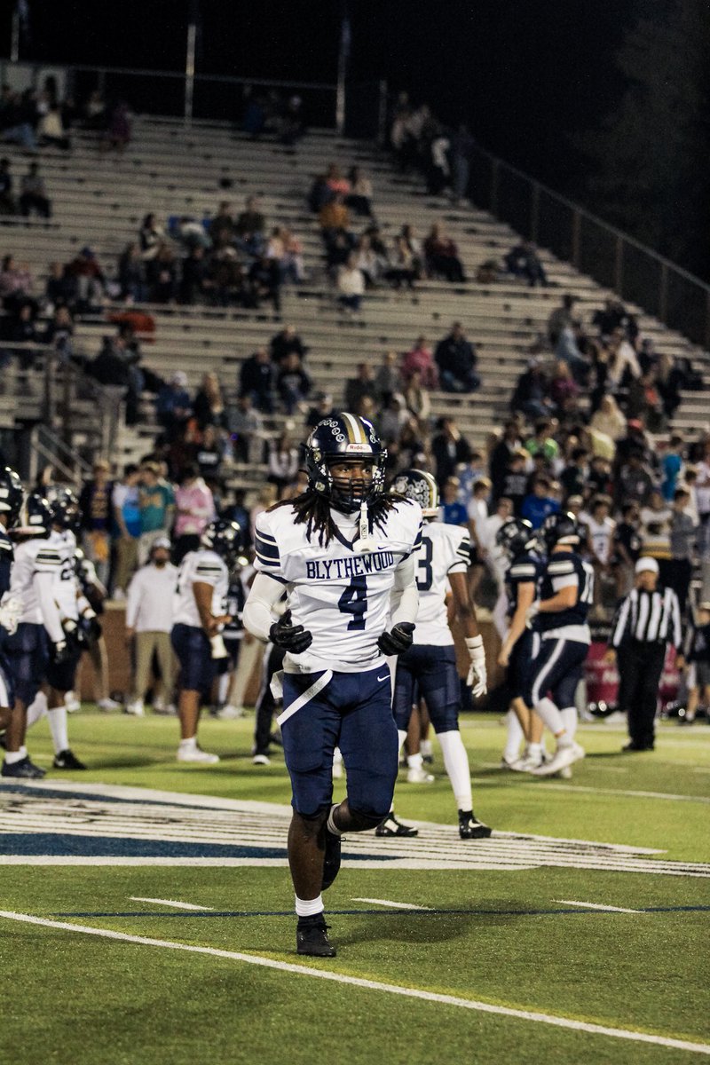Had an amazing season this year,Most underrated Safety in the class of 2027 Film doesn’t Lie Coaches I’m a Dawg hudl.com/v/2TCxpJ
60 Totl TCKLS
55 Solo TCKLS 
7 TFLs 
6 PBUs
<a href="/JMMartin59/">james martin</a> <a href="/BH_FBRecruiting/">Blythewood FB Recruits</a> 
<a href="/BHSBengalFB/">Blythewood Football</a>
<a href="/LouatTheState/">Lou Bezjak</a> <a href="/247Sports/">247Sports</a> <a href="/TomLoy247/">Tom Loy</a>
<a href="/On3sports/">On3</a> <a href="/Rivals/">Rivals</a>