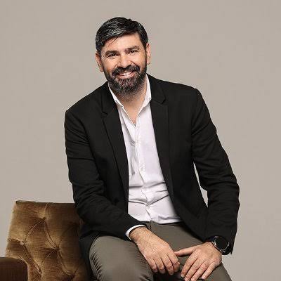 Αποδείξεις, ενδείξεις και σιγουριά ότι είσαι ΓαυροΑΡΔ.
Μου θιχτηκες για το Κοκκαλιστάν γελοίε.