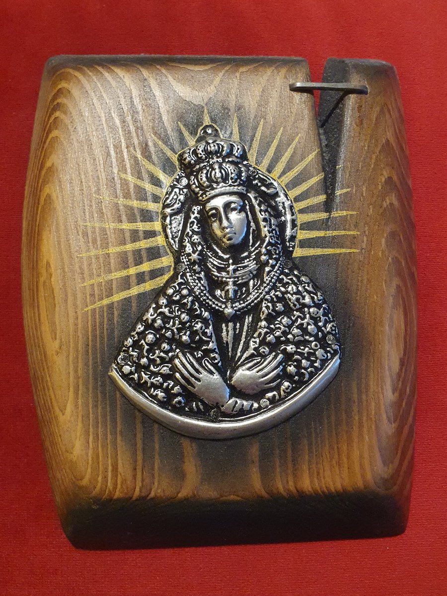 Dzisiaj Uroczystość Najświętszej Maryi Panny Ostrobramskiej Matki Miłosierdzia.
Litania do Tej co w Ostrej świeci Bramie🙏🏻

Matko Boska Ostrobramska w podwójnej koronie,
Módl się za nami

Matko Boska Ostrobramska z Orłem i Pogonią,
Módl się za nami

Matko Boska Ostrobramska w