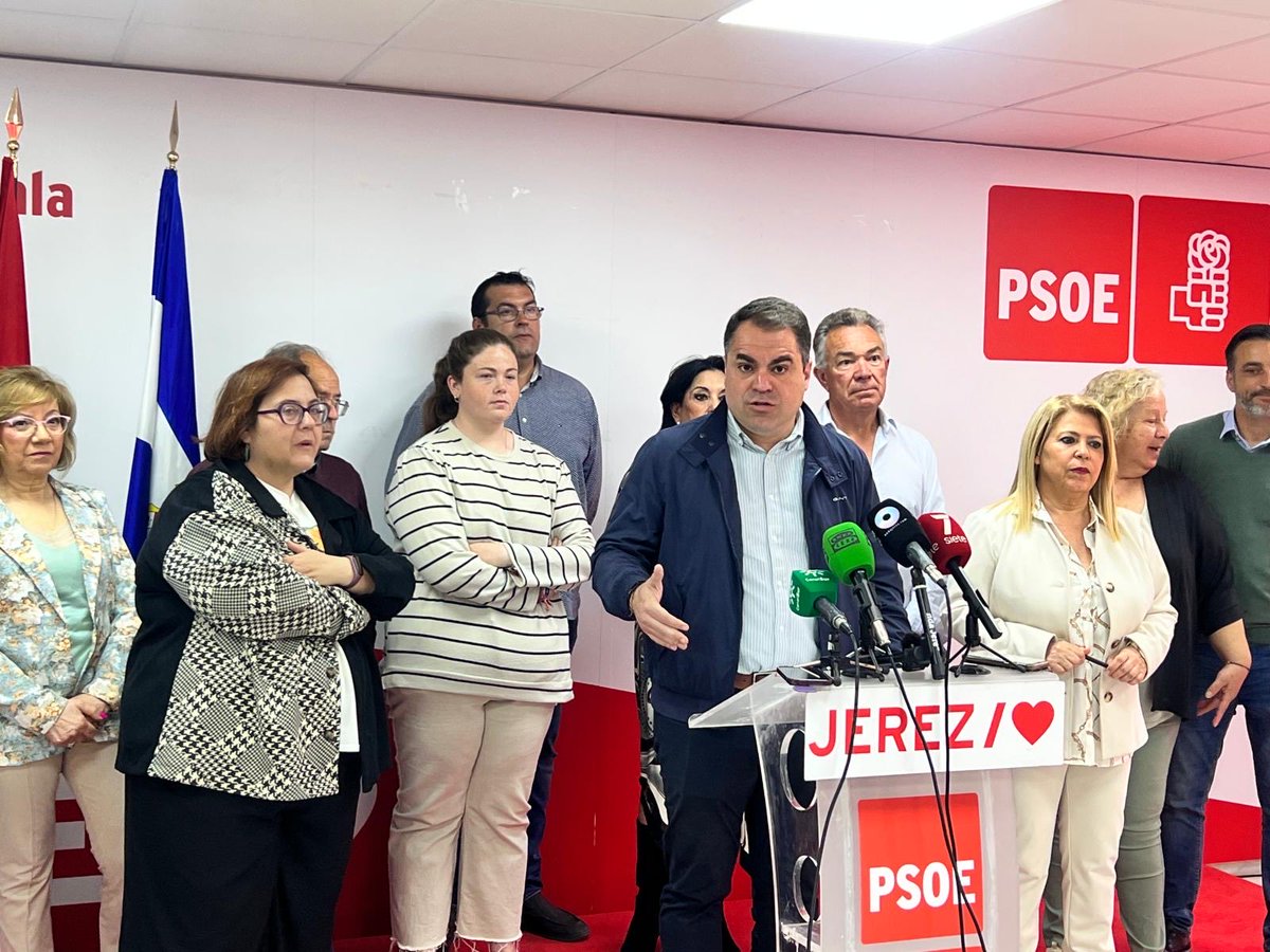 🌹Apoyaremos la concentración el próximo miércoles en defensa de la sanidad en Jerez.

🗣️<a href="/CornejoRamrez/">Juan Cornejo Ramírez</a>: “Hace mucho tiempo que venimos denunciando que la situación en el hospital de Jerez es insostenible, paradigma de los recortes y privatizaciones”.

📍psoedecadiz.es/el-psoe-de-cad…