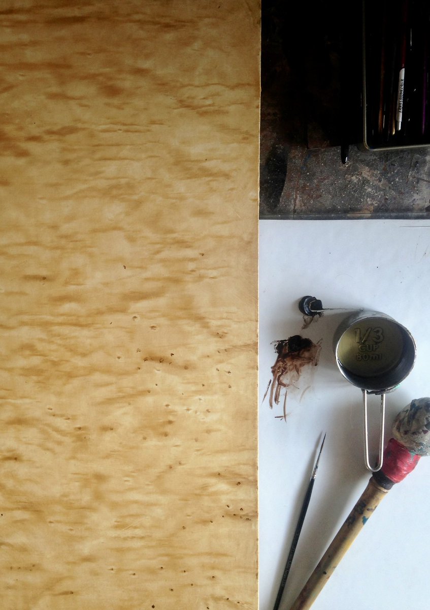 EskdaleR's tweet photo. Creating the eyes for Bird’s Eye Maple.
Oil is traditional and the best.
#woodgraining #birdseyemaple #fauxwood #fakeit https://t.co/PLleVAoOle