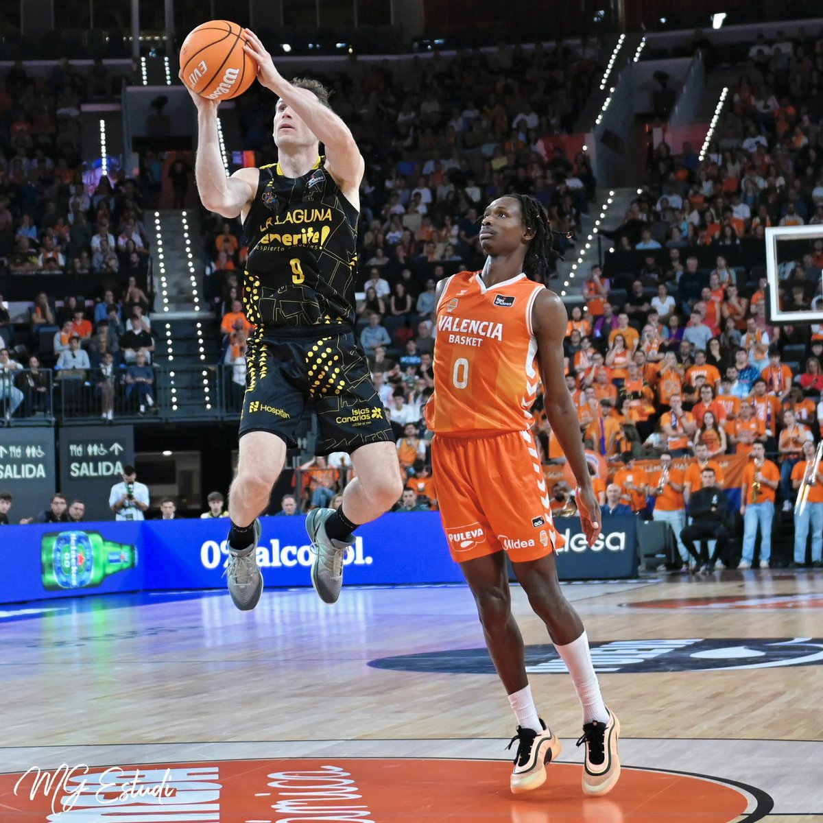 mgestudi's tweet photo. @valenciabasket vence a @CB1939Canarias por 96-79 en la jornada 7 de la @ACBCOM https://t.co/5keOyjwjSS
