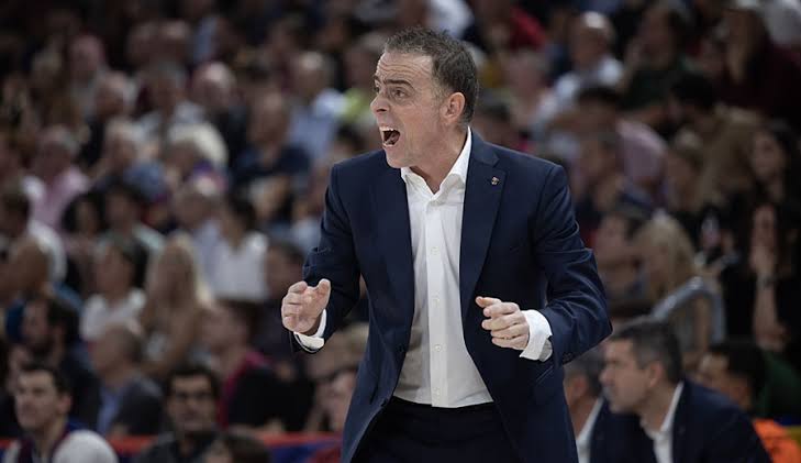 josempuertas's tweet photo. ✅ Gran semana @FCBbasket a la espera de Xavi Pascual
✅ El motor @RMBaloncesto sigue gripado
✅ Harrison, despedido
✅ La #Selfem🇪🇸, ante el premundial
✅ @Alvaropc23 presenta libro
Esto y mucho más, a las 23h en @esRadio en @TirandoaFallar, la aldea gala del basket en la radio https://t.co/1fuxbNaV1k