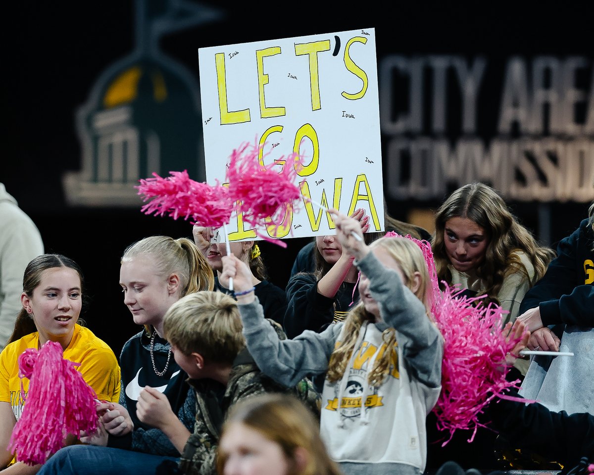 Packed the house 🏡