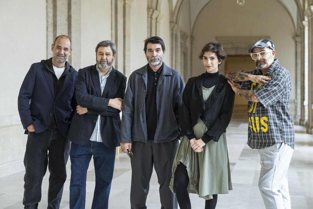 ieArchDesign's tweet image. The Museo @PatioHerreriano has opened “David Delfín: en tránsito,” a tribute to one of Spain’s most influential fashion designers. @IEuniversity , through its Bachelor in Fashion Design, is proud to collaborate as a main partner. Learn more: museoph.org/exposicion/dav…