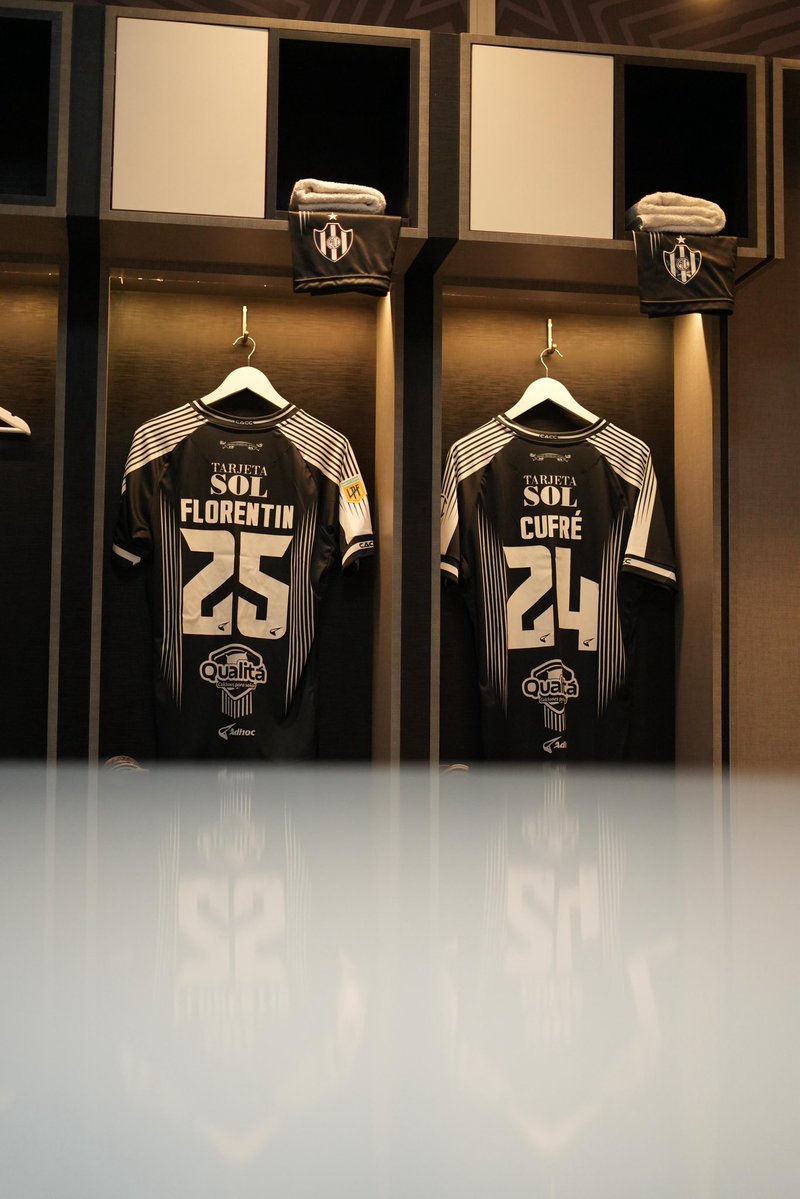 ☑️ Vestuarios listos.