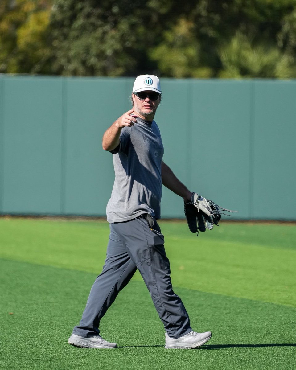 GreenWaveBSB's tweet photo. lots of familiar faces at GFATS today https://t.co/xyWjB6bS8P