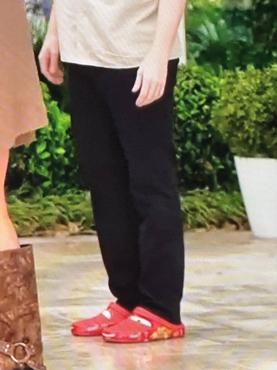 fourmcrae's tweet image. angry ginge you are not real #ImACeleb