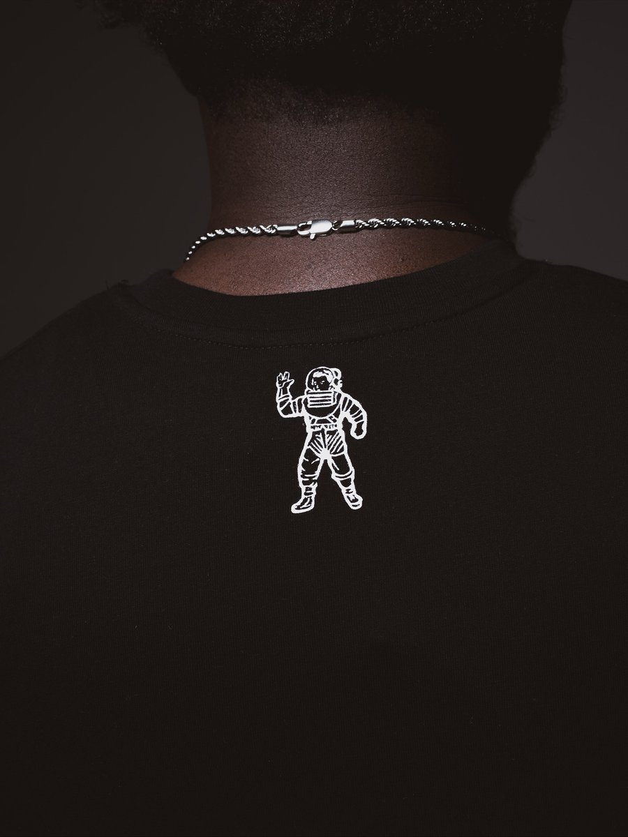 Level up your fit like it is player two ready. The Billionaire Boys Club two player tee brings arcade energy and outer space vibes in one clean black look.

Billionaire Boys Club BB 2 Player 2 SS Tee - Black

Available Now at Sole Play Lawrenceville location (ONLY) and online at