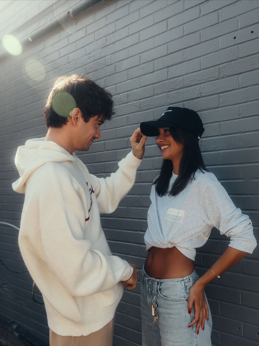 archivechalex's tweet image. fall in love again and again