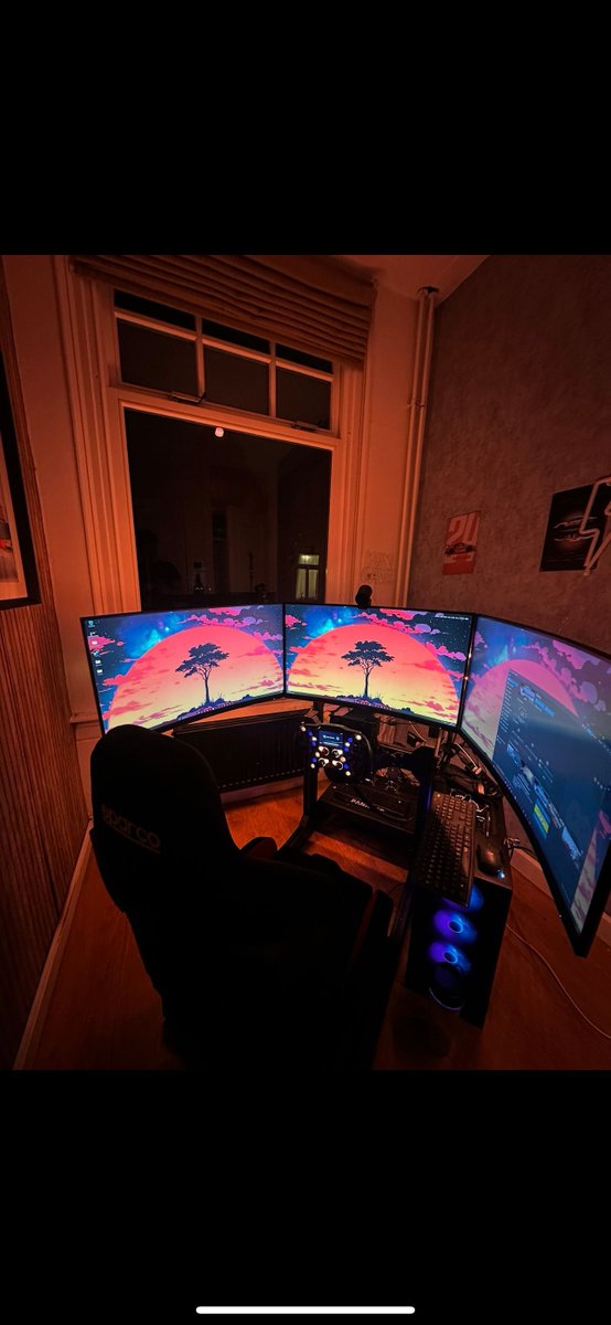Goodfellassim's tweet photo. Upgrade je PC voor betere iRacing performance: meer RAM en een sterke GPU. Advies nodig? Discussieer in onze Discord. Goodfellas Sim Racing werft nieuwe leden! #iRacingHardware #SimRacingUpgrades #PCRacingTips #GoodfellasDiscord https://t.co/7gec7xJMiv