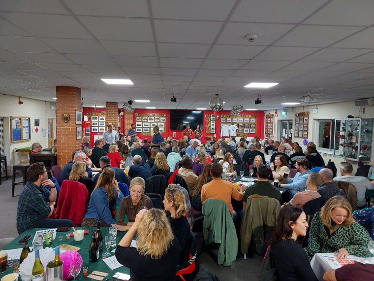 TRFC Mini's Quiz Night.... #Pitchero
pitchero.com/clubs/twickenh…