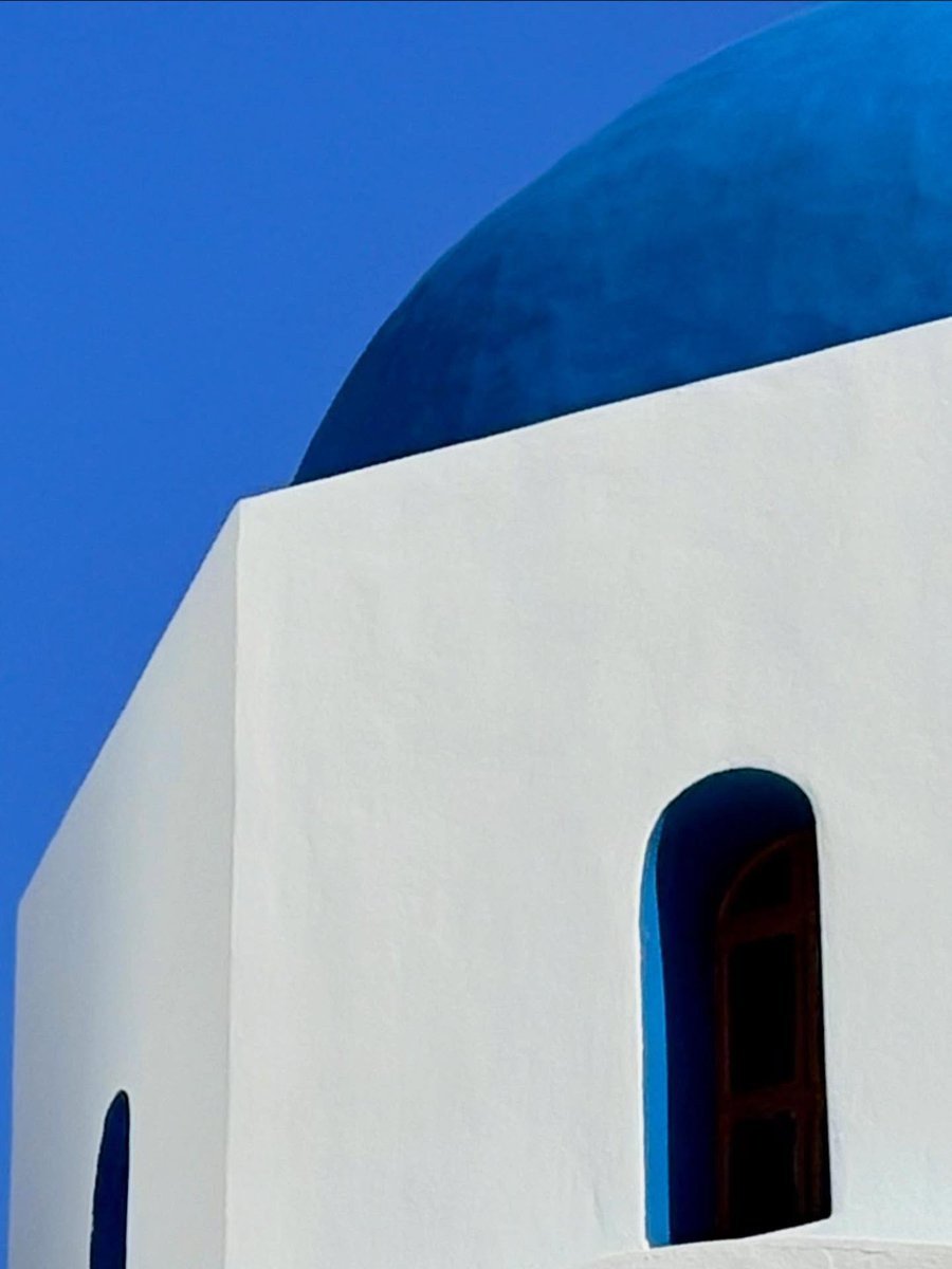 Sometimes all you need is a corner of the Aegean to reset your heart. 🇬🇷 #Donousa
📷 zacharoula_tsantouli