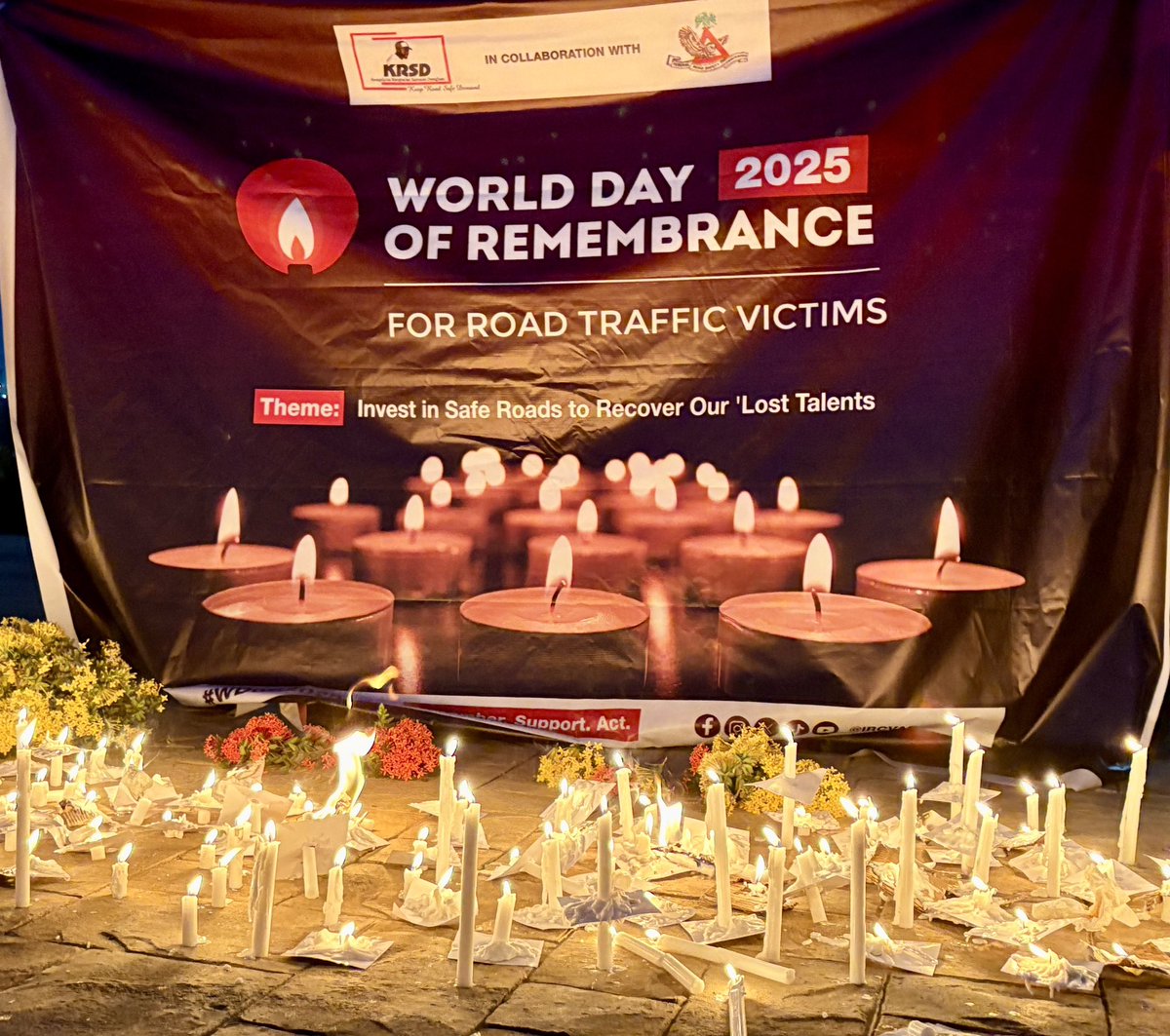 MariselaPdLV's tweet image. Honoring &amp;amp; thinking🙏🏼of those lost and affected by road crashes on the World Day of Remembrance🕯️for Road Traffic Victims #WDoR2025. Let’s #commit to truly shared safe roads and support for victims and their families. Every life matter‼️🌍 #RoadSafety #SafetyFirst #SafeMobility