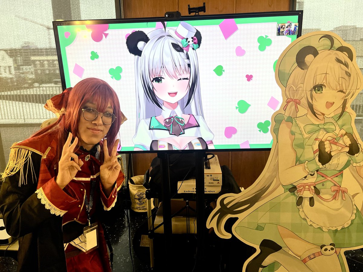 Thank you <a href="/UtanoPandora/">Utano Pandora 🎤🐼 🔜 NEW COVER OUT NOV 31st</a> for coming to Anime Destiny M&amp;Gs! Hope you had fun talking to everyone!

As owners of the Pandora cutout, we knew we had to get a photo with her ✨