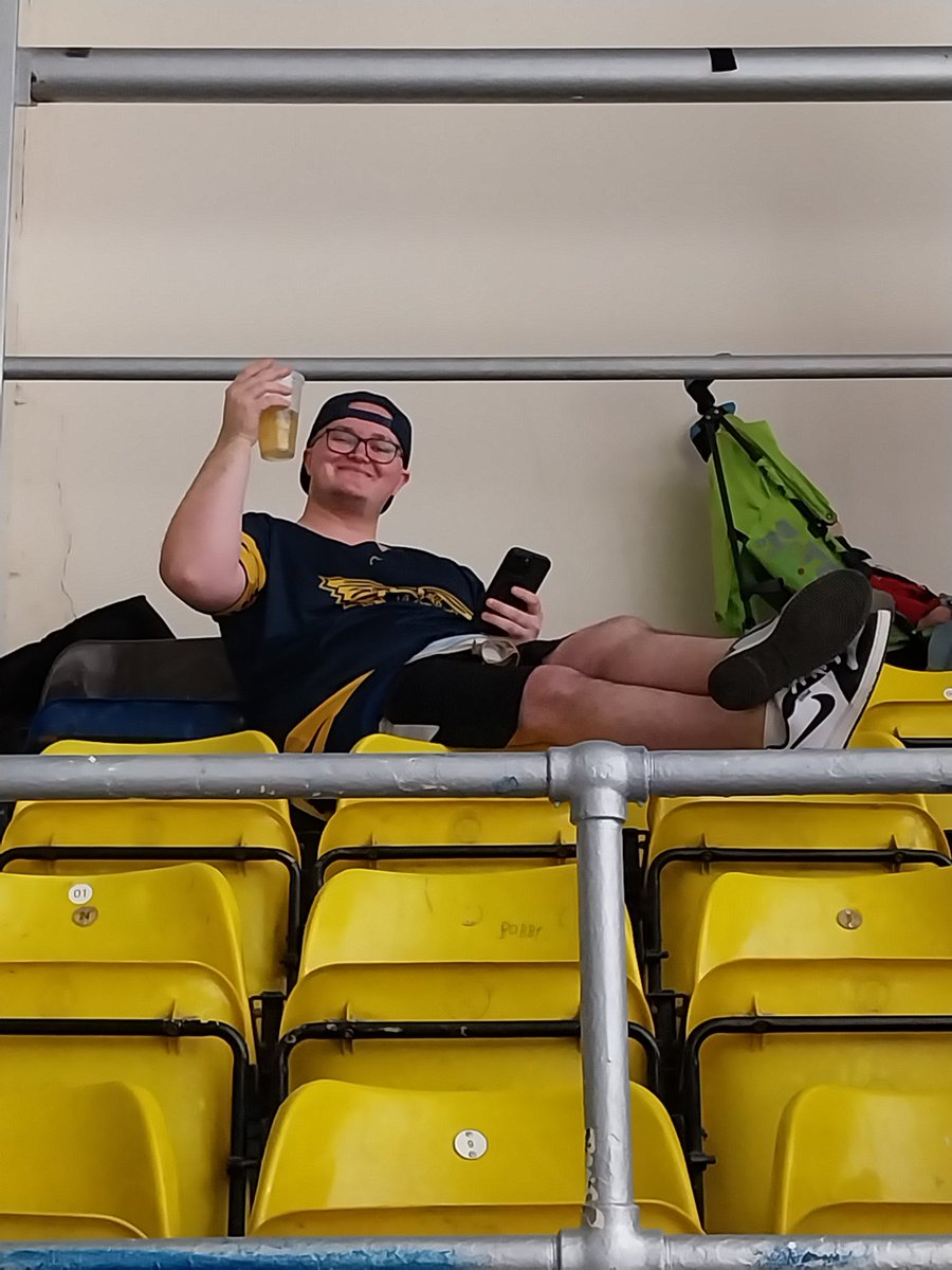 hockeysteve8719's tweet photo. @JordanByers1997 enjoyed drumming his @cardiffdevils on this weekend.
Glasgow
Dundee
Fife
Never stopped for the π
#onceadevil https://t.co/FFmKIDKMuU