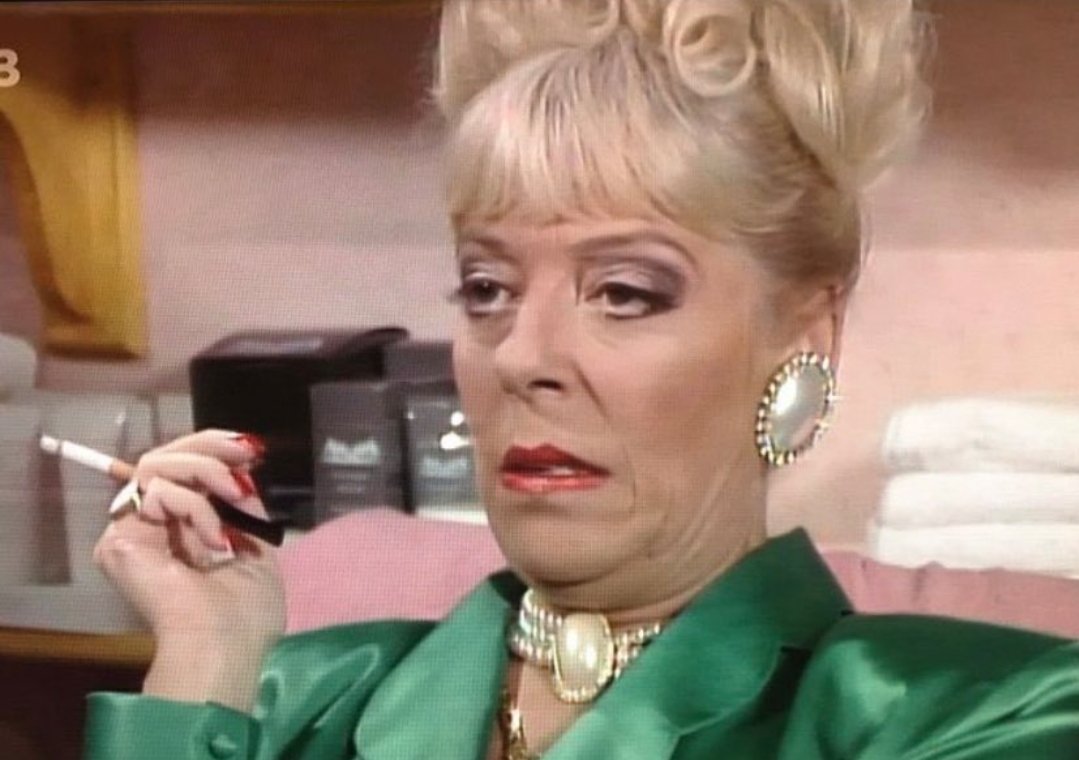 Premier Elliott tweet media