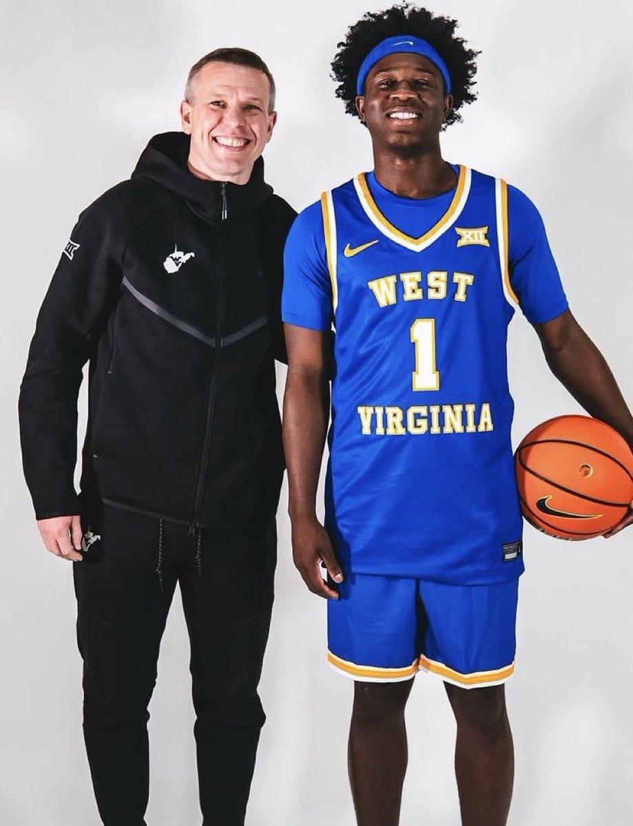 WVUBarstool's tweet image. 🚨 BREAKING: 5 ⭐️ PG Miles Sadler has committed to WVU

Sadler is the No. 3 PG in the 2026 class.

He is the HIGHEST rated recruit in WVU basketball history with a rating of 0.9902 (247 Sports Composite).

WELCOME TO MORGANTOWN! #HailWV