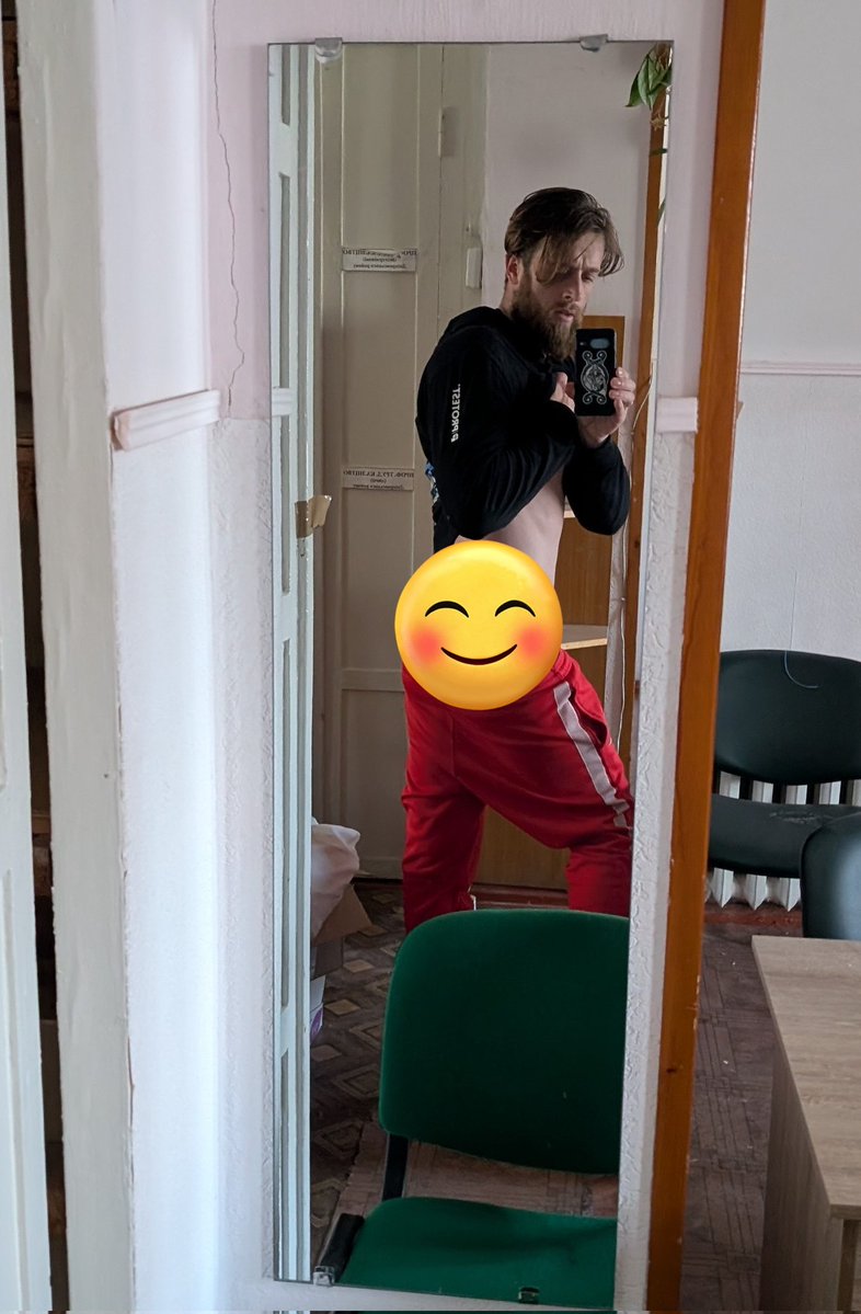 writeIvan's tweet image. #хтивийпонеділок 

Такс, закриваєте пані збір, кину фото без емоджі🫡