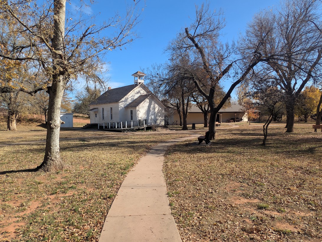 josefius's tweet image. Drove to Perry Oklahoma to activate US-8641 Cherokee Strip Historic Site. Using the Elecraft KX2 paired with the Elecraft AX3. I made 15 QSOs one right after the other, super short and fun. #AmatuerRadio #CW #MorseCode #QRP #5watts
