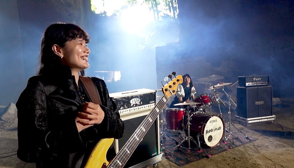 eggleman's tweet image. 皆さん、おはようございます  #BandMaid #MisaMonday 
#PresentPerfect #SCOOOOOP
@saiki_bandmaid @kanami_bandmaid @misa_bandmaid @miku_bandmaid @achi_bandmaid