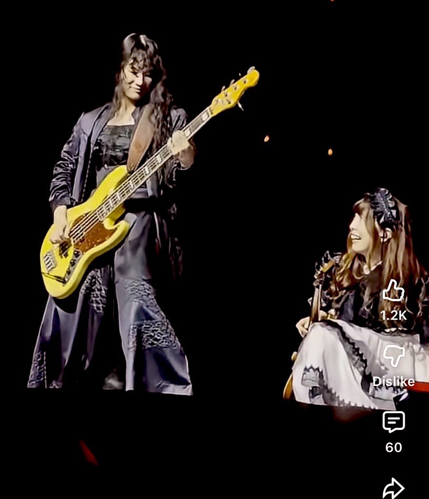 eggleman's tweet image. 皆さん、おはようございます  #BandMaid #MisaMonday 
#PresentPerfect #SCOOOOOP
@saiki_bandmaid @kanami_bandmaid @misa_bandmaid @miku_bandmaid @achi_bandmaid