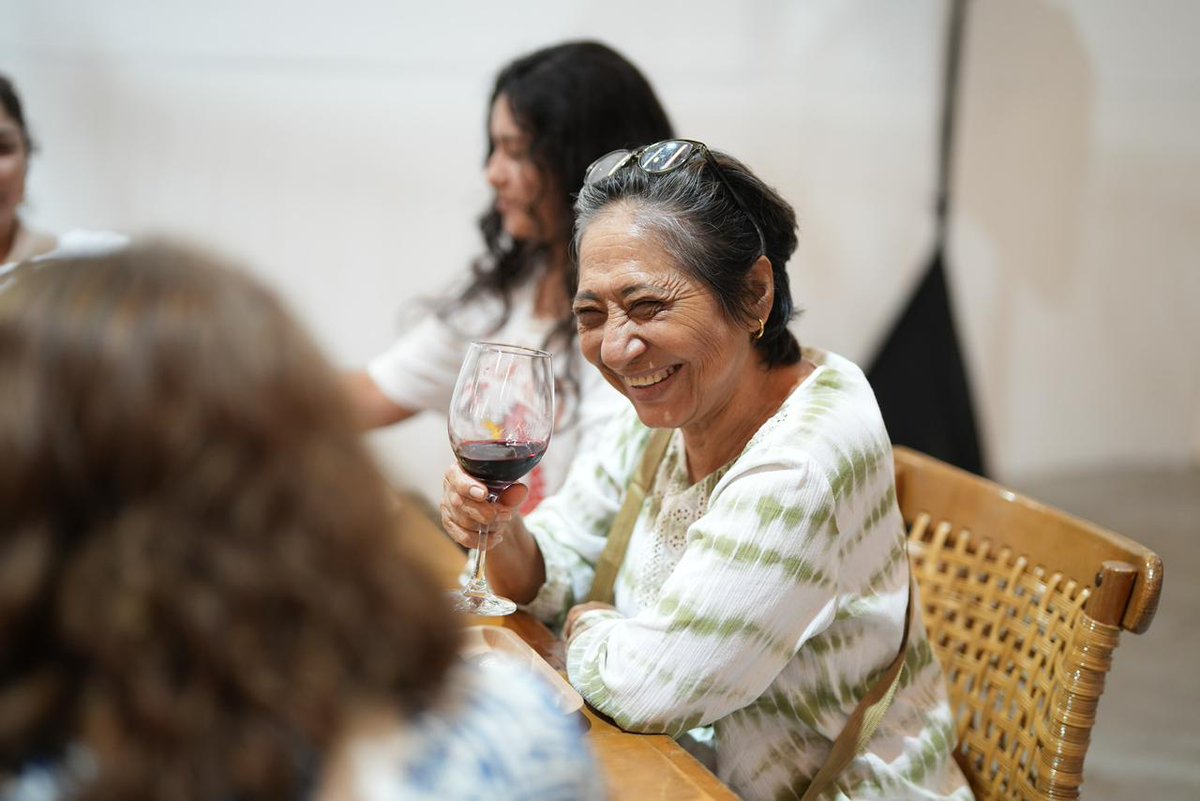 🍫✨ Un viaje al origen del cacao tabasqueño
En el 14° Festival del Chocolate Tabasco, Reyna Flores Hernández, de #SìijChocolateAncestral, nos llevó a una experiencia profunda y emocionante con su Cata “Pertenencia: Orgullo de nuestra tierra”.🌱

#FestivalDelChocolateTabasco